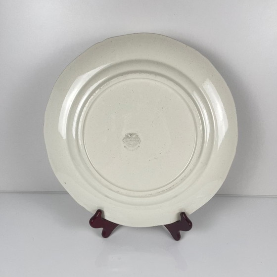 Image 1 of Villeroy & Boch round dish with burgundy rim