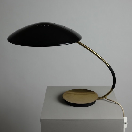 Lampe de table Christian Dell Modèle 6787 „Kaiser Idell“ pour Kaiser Leuchten, Allemagne, c. 1951 – Brass (photo 9 of 17)