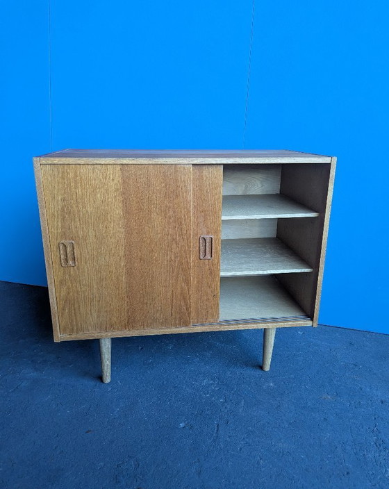 Image 1 of Mobiletto danese vintage con ante scorrevoli