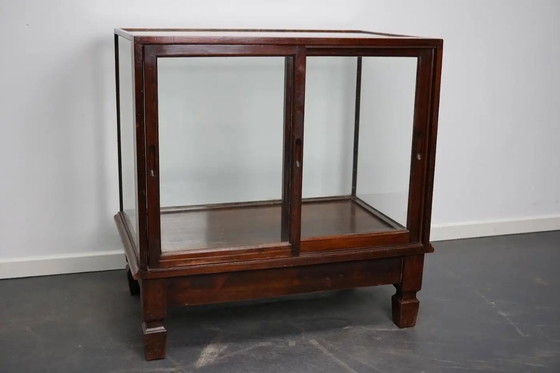 Image 1 of Mahogany museum/shop display case, early 20th century