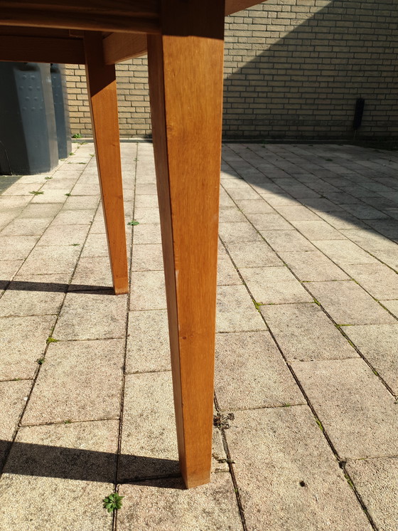 Image 1 of Eiken tafel 
