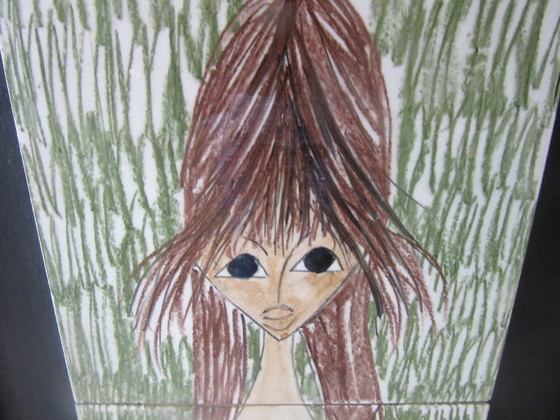 Image 1 of Piastrella in ceramica Belarti da appendere al muro, raffigurante una ragazza giovane, stile anni '60, retrò vintage.