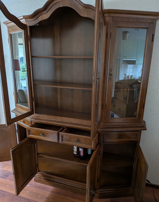 Image 1 of Vintage display cabinet