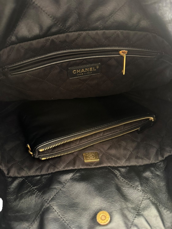 Image 1 of Chanel tas 22