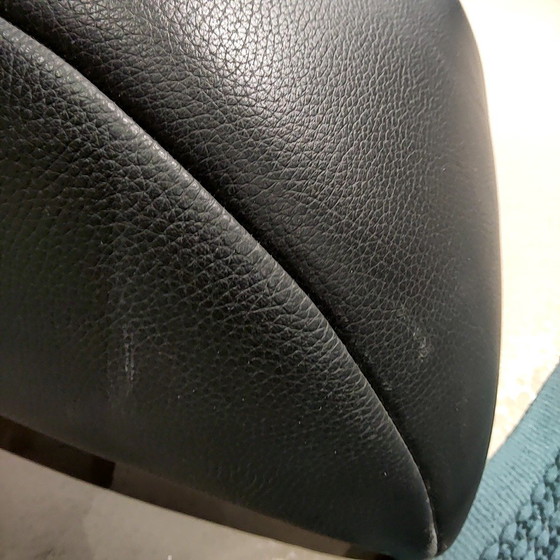 Image 1 of Poltrona Rolf Benz 322 con pouf