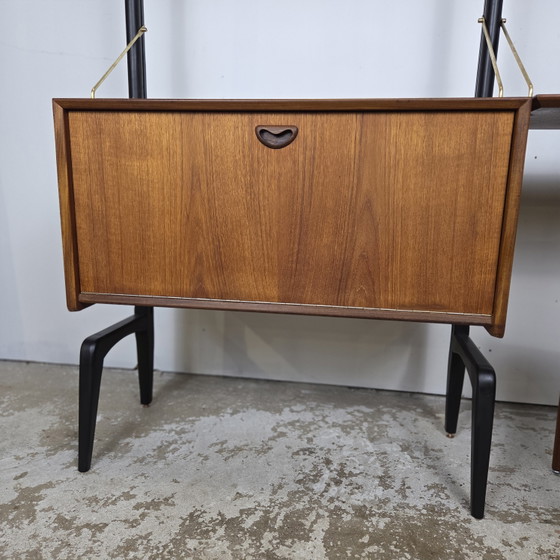 Image 1 of Louis van Teeffelen, libreria Wébé a parete in teak vintage anni '60