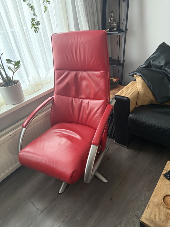 Image 1 of Twice TW 002 leather red Relax armchair with battery