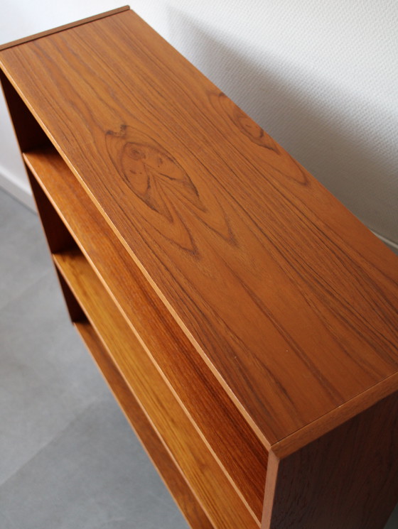 Image 1 of Vintage Deense boekenkast in teak