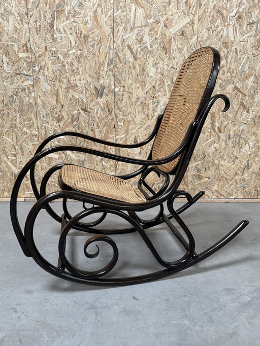 60er Jahre Michael Thonet Schaukelstuhl