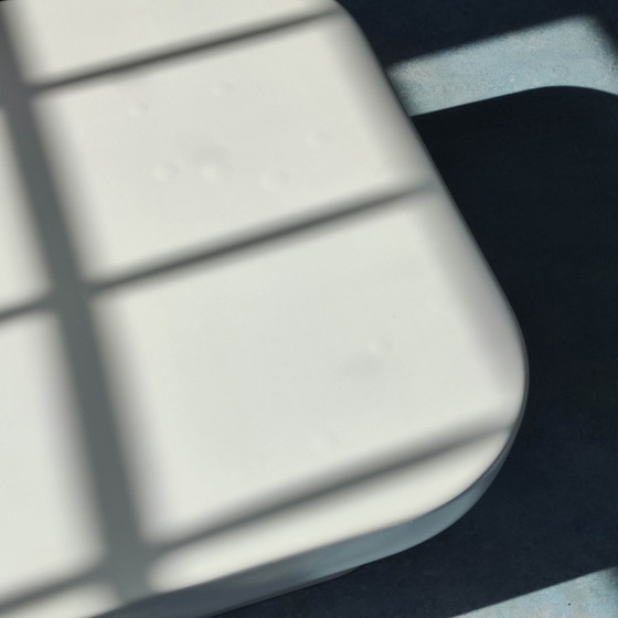 Image 1 of Tavolino da caffè vintage in fibra di vetro Douglas Deeds