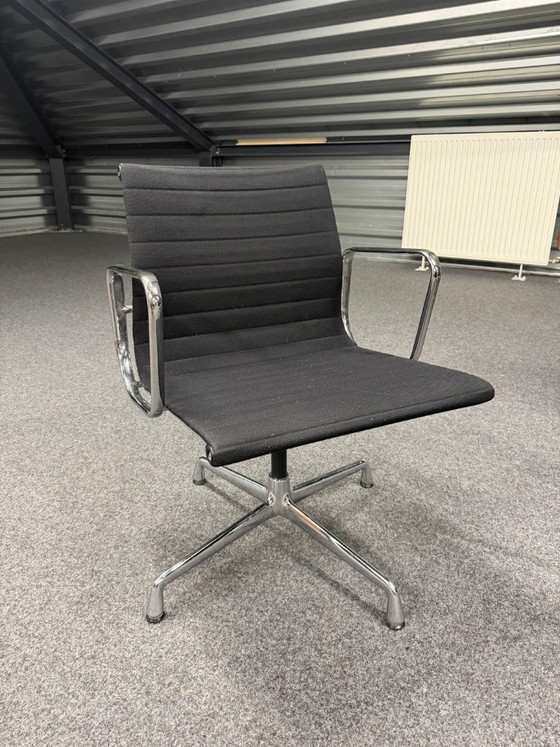 Image 1 of 8x Vitra Eames E.A. 108 seats