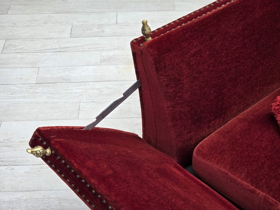 Image 1 of Deense tweezitsbank met neerklapbare armleuningen in Spaanse stijl, jaren 70, bekleed met velours.