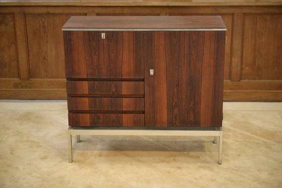 Buffet bar de palisandro, diseño de los años 70 – Armarios de almacenamiento, Madera, Vintage (photo 4 of 13)