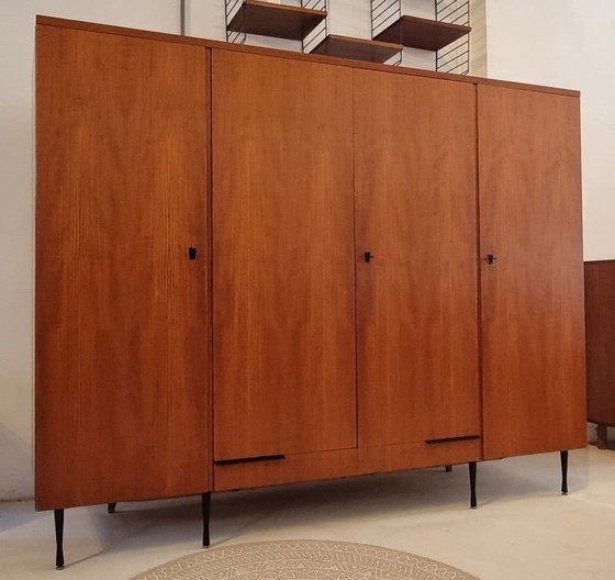 Mid Century Kleiderschrank – Kleiderschränke, Holz (photo 5 of 24)