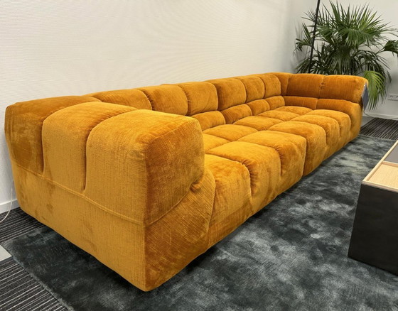 Image 1 of B&B Italia Tufty Time 109x300cm stof car. Extra Enia oker