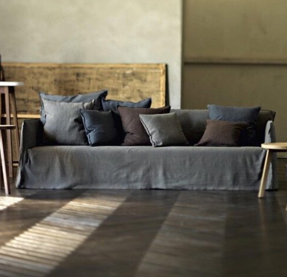 Image 1 of 1x Gervasoni Ghost 14 sofa 260x85cm