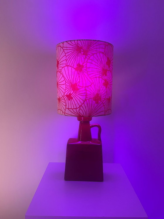 Image 1 of Außergewöhnliche Vasenlampe aus seltener Marei-Kaminvase – kabellose Akzentlampe mit japanischem Stoffschirm