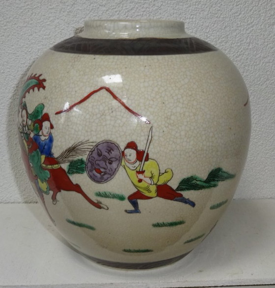 Vasi asiatici craquelé con decorazione di guerrieri, set di 3, Ceramica, Crema, Aziatisch (foto 3 di 15)