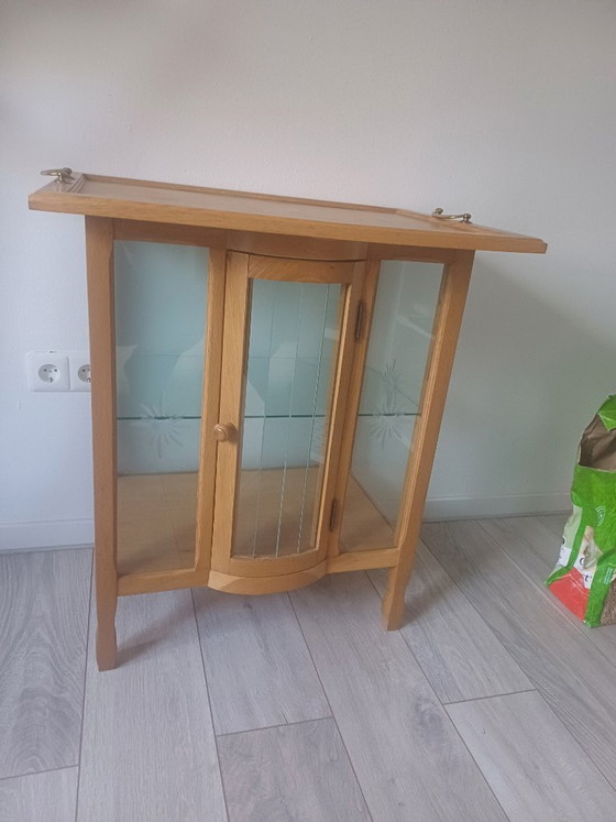 Mobiletto da tè in legno con vetro inciso, Vetrine, Marrone, Klassiek (foto 5 di 8)