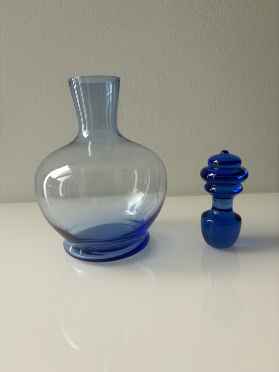 Blauwe karaf met stop, merk Blenko, model Jetson – Blenko Art Glasd, Glazen & Karaffen, Glass (photo 4 of 12)