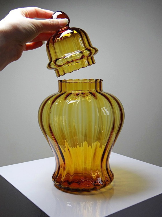 Image 1 of Snoepkom van geblazen amberkleurig glas uit Empoli, Italië, vintage jaren 1980-1990.