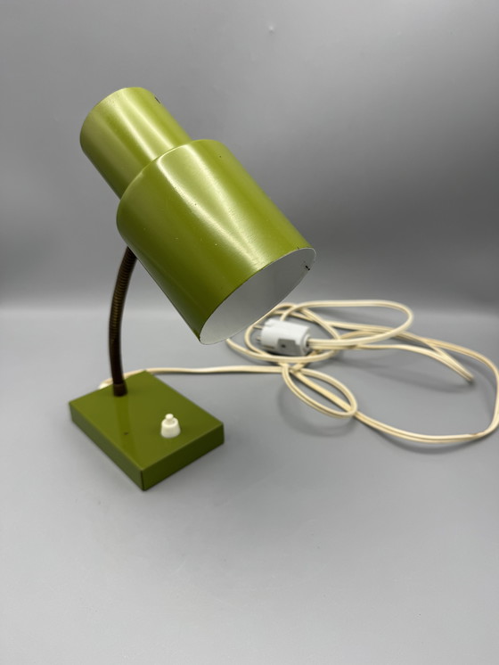 Image 1 of Vintage green desk lamp – 70s style