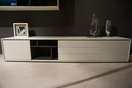 Image 1 of Hülsta Scopia wall cupboard