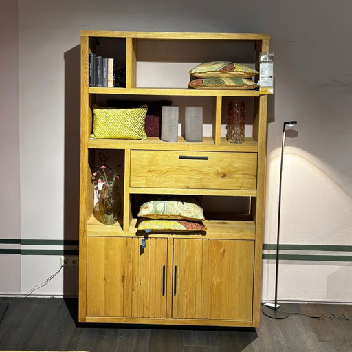 Henders & Hazel Pavie Wandschrank