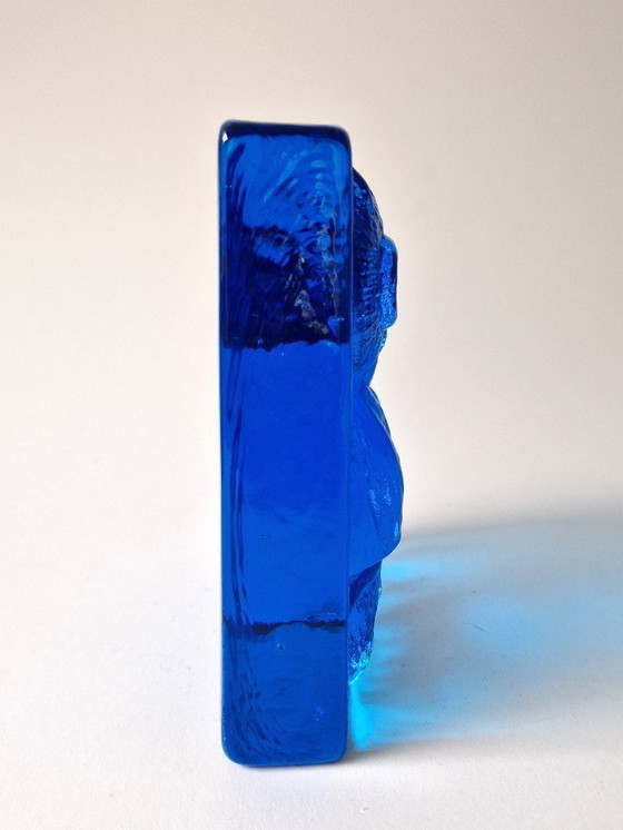 Image 1 of Eneryda - Grande scultura di gufo in vetro blu - 1795 grammi