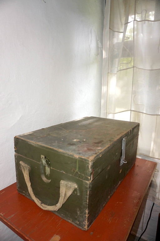 vintage swedish military trunk * olive green wooden storage chest * explosive vara tpki d crate * rustic scandinavian army box