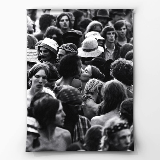 1x Jean-Pierre Laffont – Summer of Love (Watkins Glen, 1973) – Photography, Paper (photo 5 of 6)
