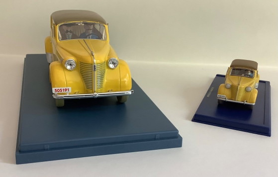 Modelauto’s Kuifje. 2 stuks uit de serie “Hergé Moulinsart 2003. – Decoratieve objecten, Plexiglass, Metal (photo 3 of 12)