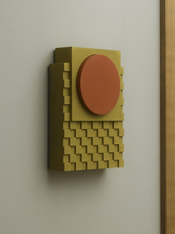 Image 1 of Brutalistisch wandobject