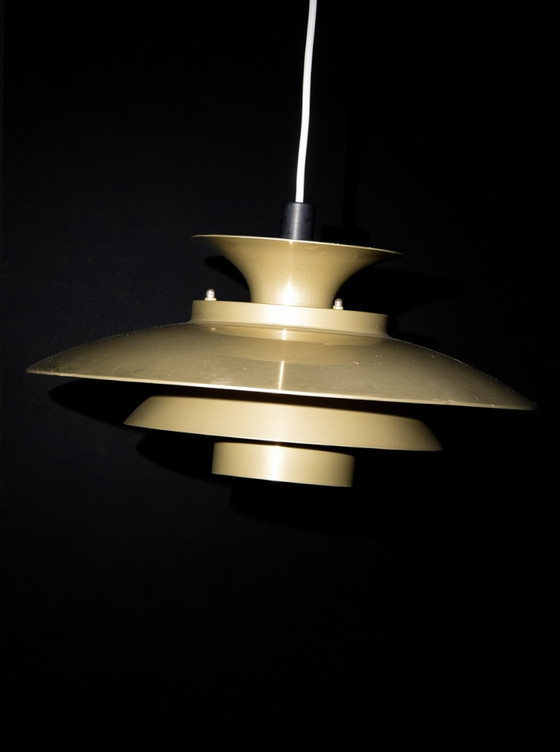 Image 1 of Suspension vintage Jeka Metaltryk en or pour Louis Poulsen