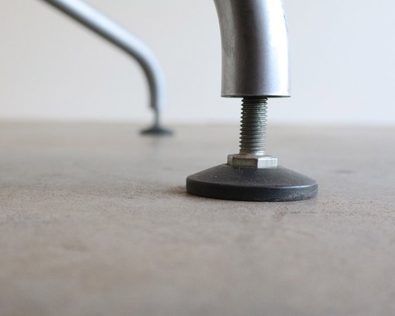 Image 1 of Tavolo rotondo vintage Fritz Hansen di Vico Magistretti