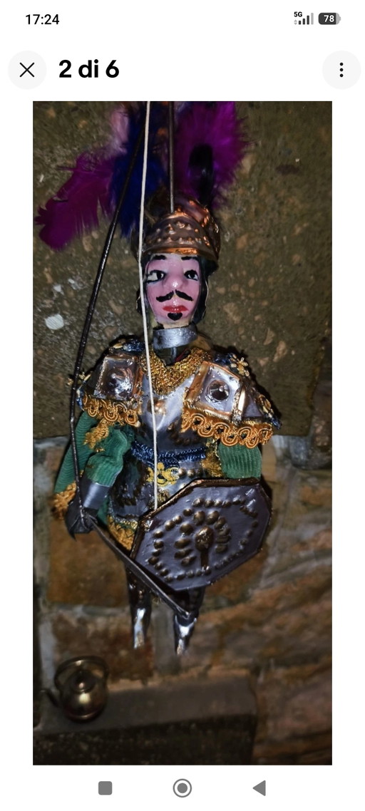 Marionnette sicilienne vintage de 28 cm - Probablement Orlando – decoratieve objecten, Metal, Textile (photo 2 of 6)