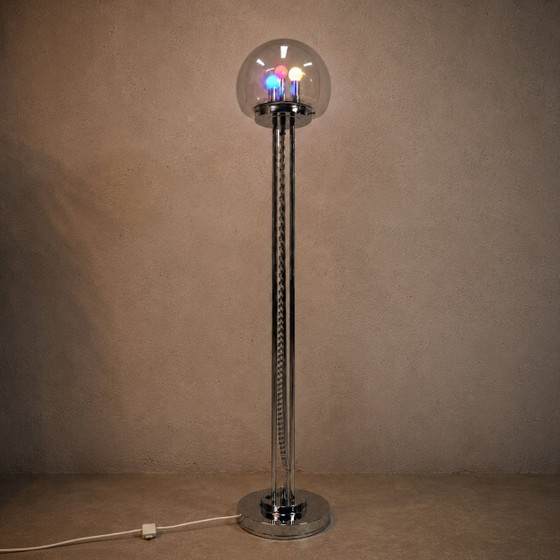 Image 1 of Vintage Itliaanse design Space Age vloerlamp Chroom en Glas (jaren 70 / 70s) unieke lamp 