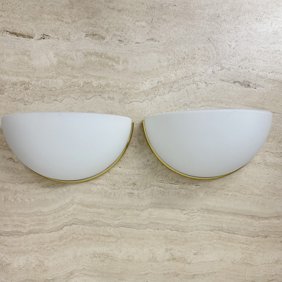 Image 1 of Paar Limburger Glashütte Wandleuchte Leuchter Opalglas mit goldenen Details , 1970er Jahre