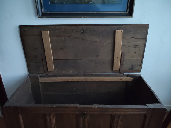 Image 1 of Baúl antiguo de madera maciza para mantas