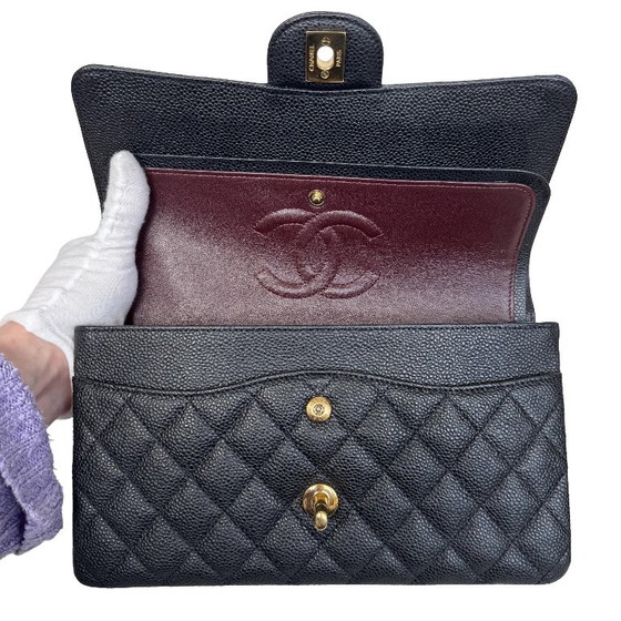 Chanel Classic Flap Medium – Crossbody bags, Calfskin (photo 2 of 16)