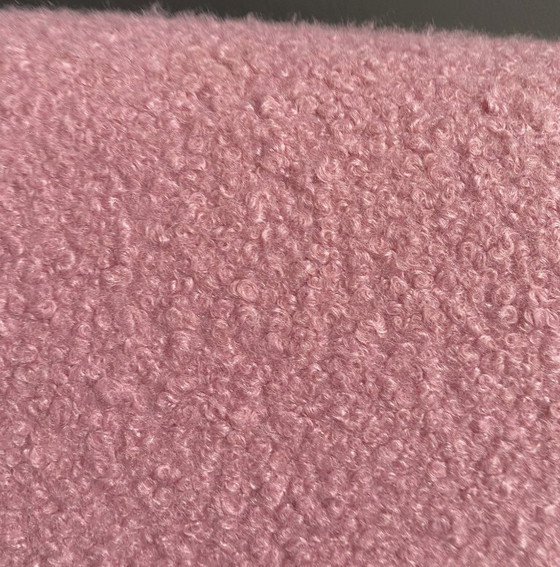 Roze Fauteuil van Jiri Jiroutek jaren 60 opnieuw bekleed in Bouclé Roze – Textile, Wood, Vintage (photo 13 of 14)