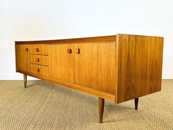 Image 1 of Scandinavisch dressoir van teakhout, 1960