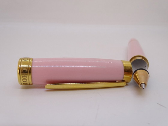 Image 1 of Chopard Special Edition “Happy fish” ballpoint pen, pink resin, gold plated and diamonds, 21st century – Switzerland