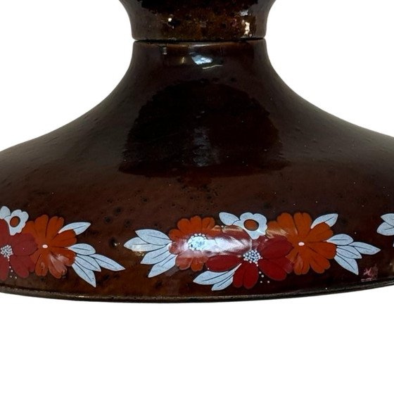 Image 1 of Lampada da soffitto/sospensione in metallo vintage - Decorazione floreale su smalto marrone - (Attr. To) Kaj Franck Fog &amp; Mo