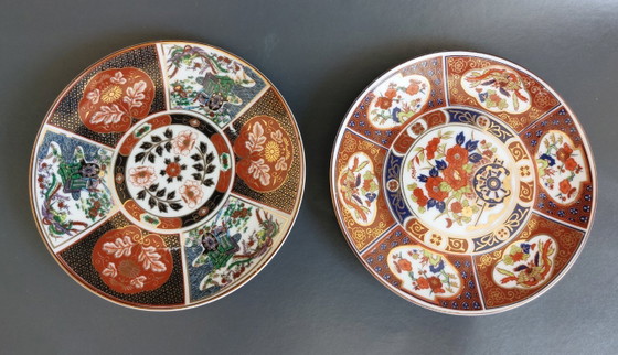 Image 1 of Vintage Hand-Painted Imari Wall Plates with Floral & Bird Motifs - Set of 2