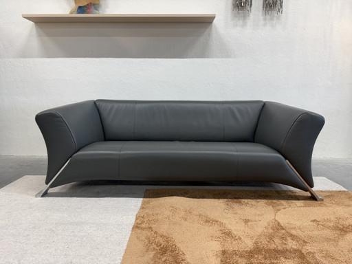 Rolf Benz 322 2.5-seater sofa Grey Leather – 2 zitsbanken (photo 2 of 7)