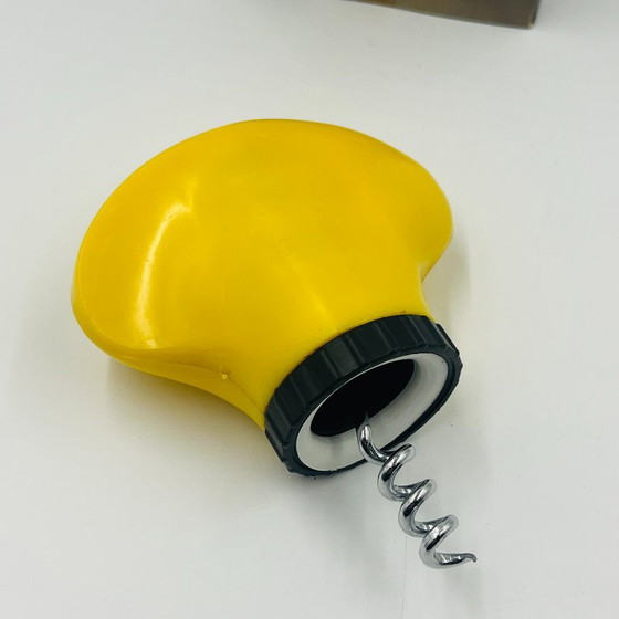 Sacacorchos Automático Pop Amarillo – Accesorios de mesa, Plástico (photo 2 of 6)