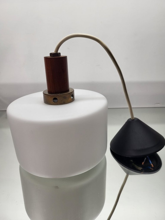 Image 1 of Vintage opaline glazen hanglamp, Scandinavische stijl, teak en messing, jaren 60