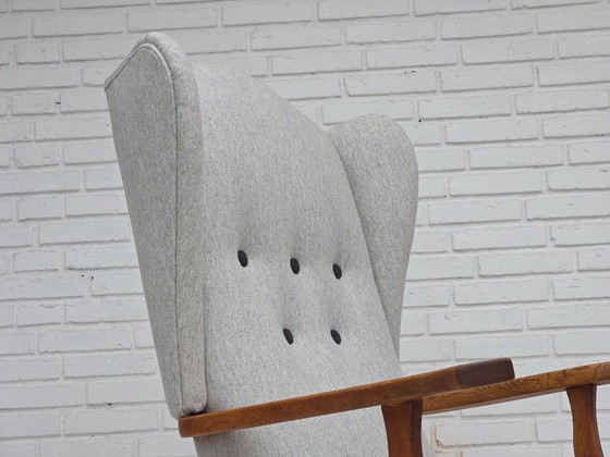 Image 1 of Dänischer Hochlehner-Sessel aus den 1950er Jahren, neu bezogen, Wolle, Eichenholz.