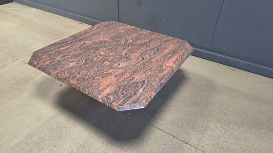 Image 1 of Grote vintage granieten salontafel van Belgochrom, jaren 80.